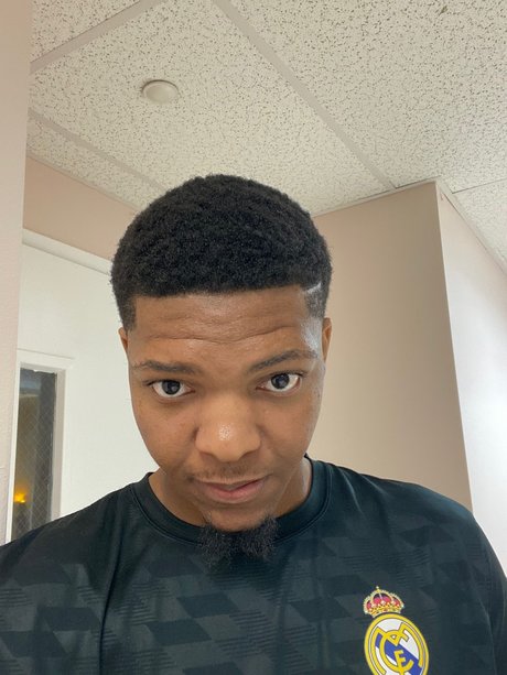 Prynce Reid xxxポルノスター 画像