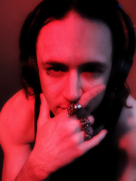 R3BORNTHEPHOENIX ポルノスター 美しい 写真