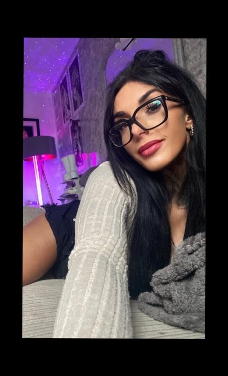 ランジェリーファックオンリーファンズ 美しい 写真