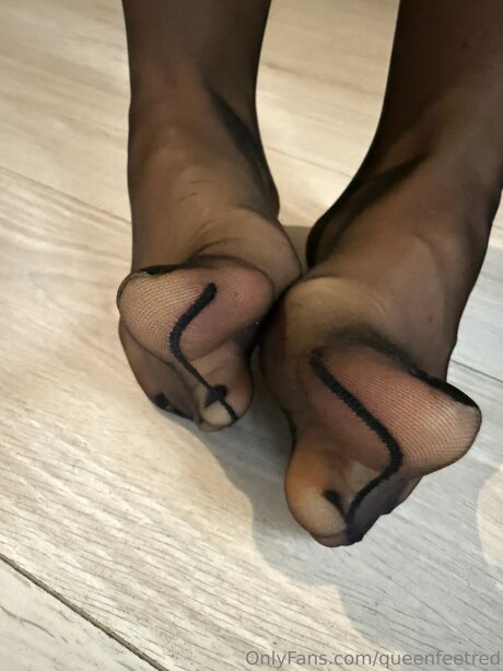 Queenfeetred アダルト女優 ギャラリー