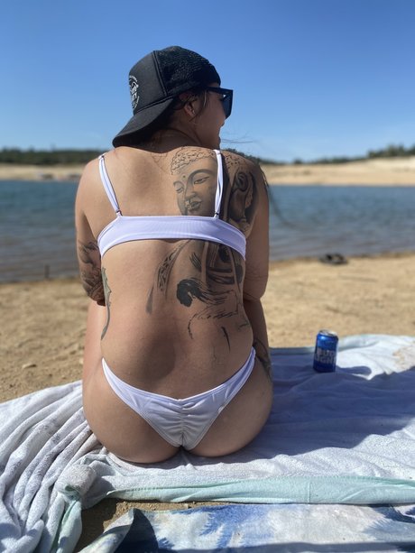 Tatted Lil Asian_ 高品質のポルノスター 写真