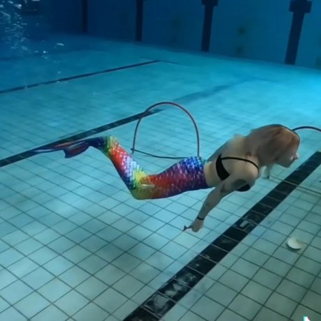 RainbowRoos アート女優 写真