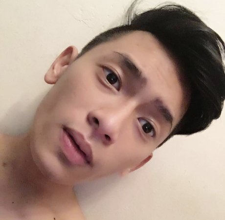 rmk ポルノスター ヌード 写真