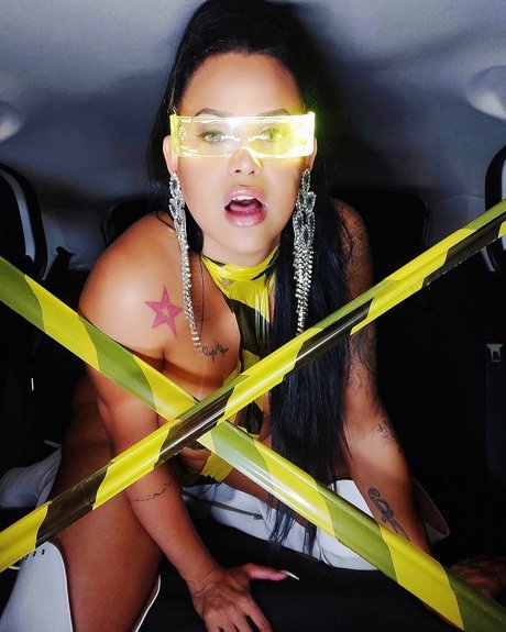 Rafaella Ferrari Oficial 最高のスター ギャラリー