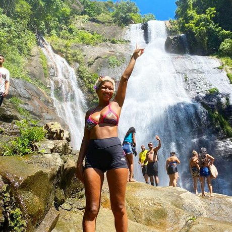 Adriele Oliveira 高品質モデル 写真