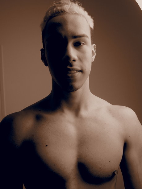 Andrew Romero 美しいモデル 画像