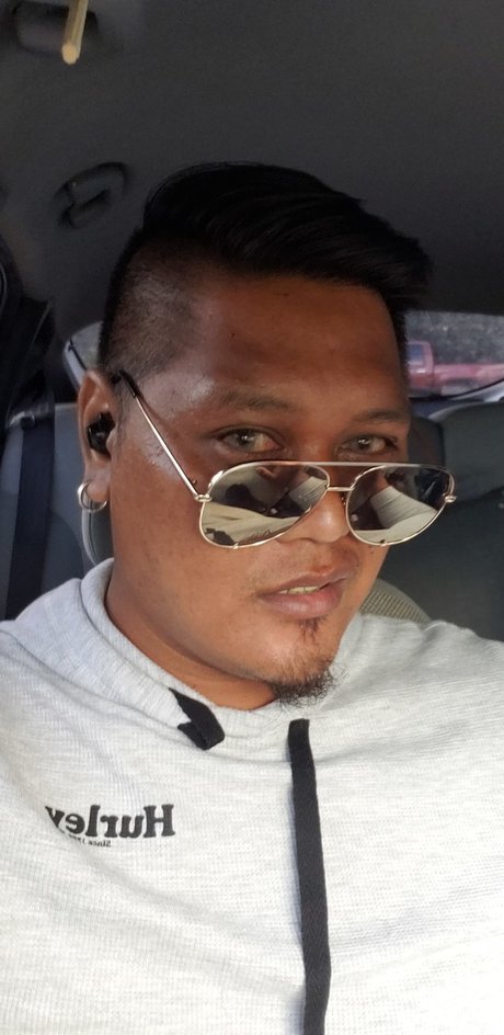 Andre Toves ポルノモデル アーカイブ