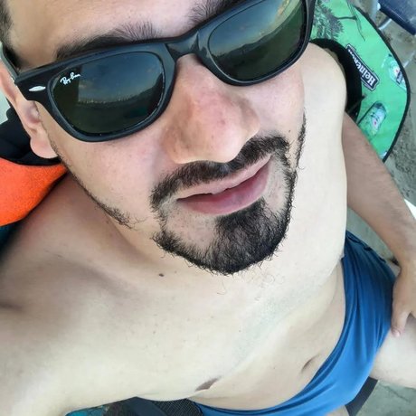 Renato Recalde Centuri o トップスター 写真