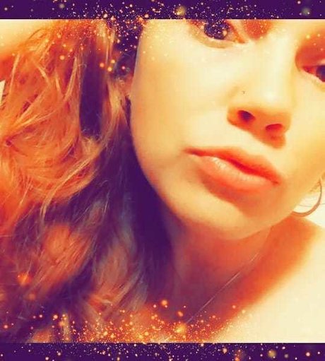 RedHotWifey 美しい女優 アーカイブ