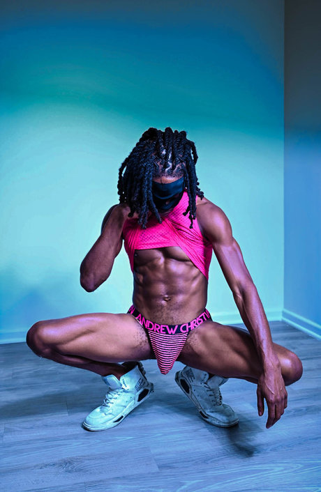 Rosco Thicc かわいいモデル ギャラリー