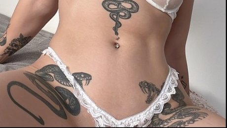 RODHONITE_ ポルノスター xxx 写真