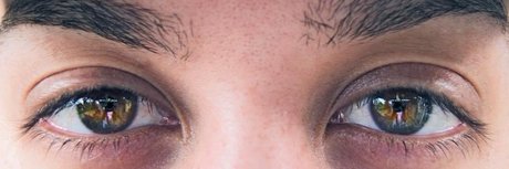 Lavoe セクシーモデル 写真