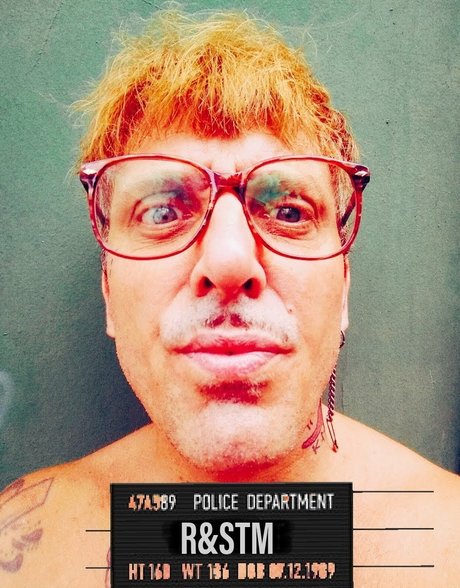 R amp ampSTM エロティックなスター 画像