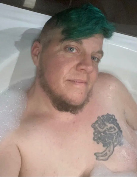 POV 熟女 オンリーファンズ 美しいxxx 画像