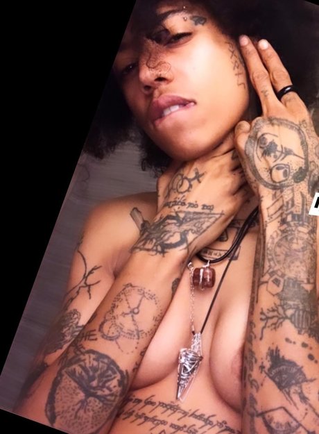 Rinnzworld ポルノスター セクシー 写真