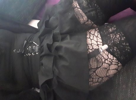 Rika Velvet モデル 写真