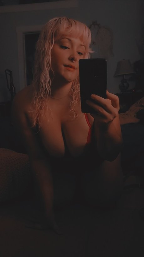 Rosie Roma ポルノモデル 画像