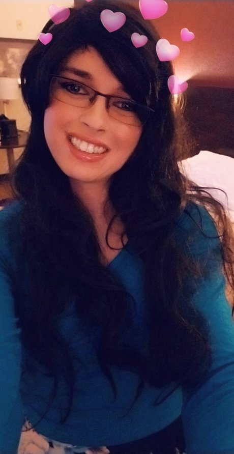 バン・オンリーファンズ セクシーヌード ギャラリー