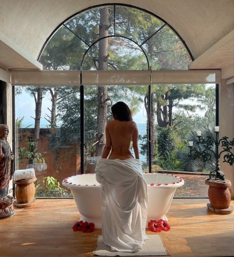 Samantha Ava Top 0 5_ アダルトモデル 写真