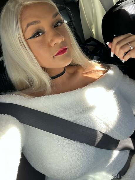 FREE LESBIAN D MME SQ RTER_ XXXモデル 画像