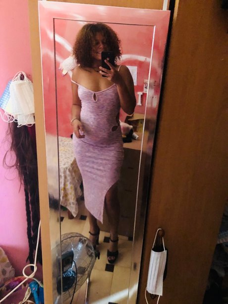 Salom_ ポルノモデル 写真