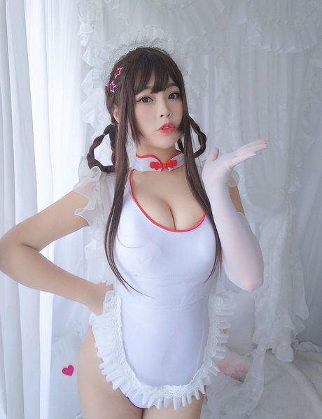 獣医オンリーファンズ ホット裸 写真