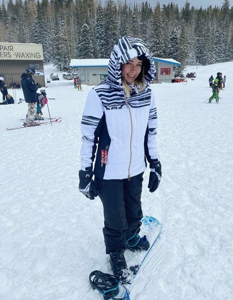 妻のアナルオンリーファンズ ホット 写真