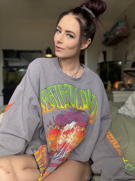 レズビアンマッサージオンリーファンズ 無料 写真