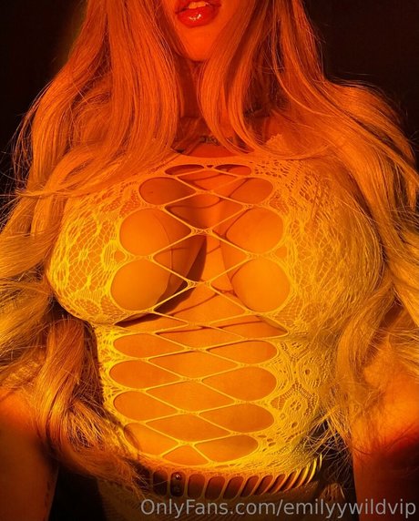 貞操帯オンリーファンズ アート裸 写真