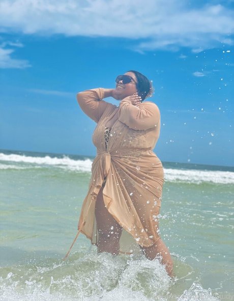 bigbellyjudy ヌードモデル 写真