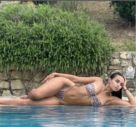 お尻を広げるオンリーファンズ 無料 ギャラリー