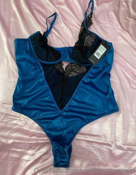 princesszoeymtf ポルノスター エロティック 画像