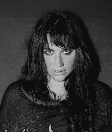 KeshaRose かわいいモデル ギャラリー