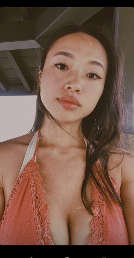 足 熟女 オンリーファンズ 無料ポルノ 画像