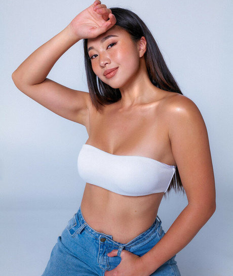 大きなプッシー唇オンリーファンズ トップ ギャラリー