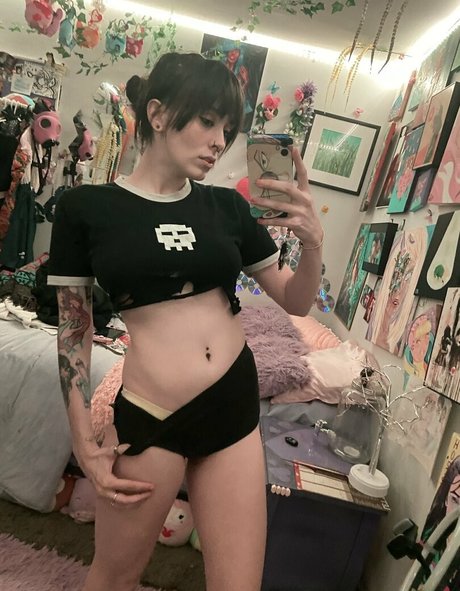 フィットネスアナルオンリーファンズ 無料ヌード 画像