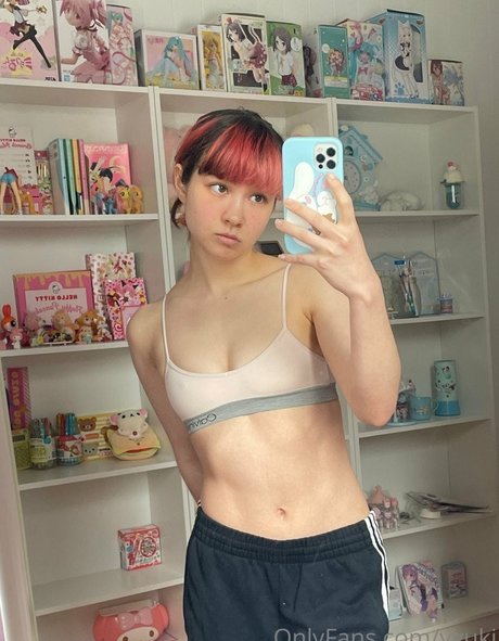 ywukki HDモデル 写真