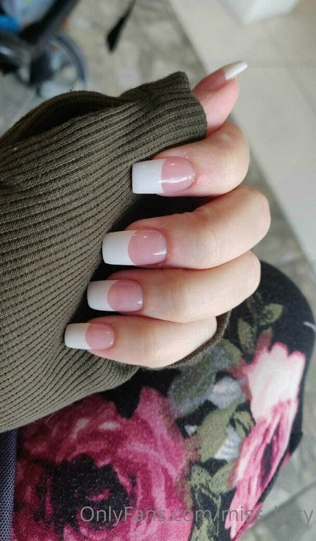 miss kitty ホットなモデル 写真