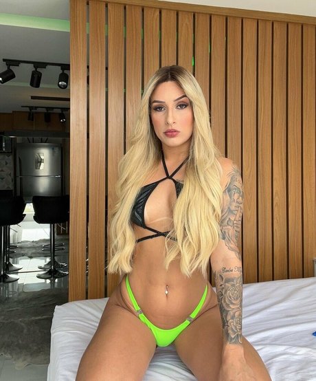 Jenifer Lol ポルノスター HD 写真