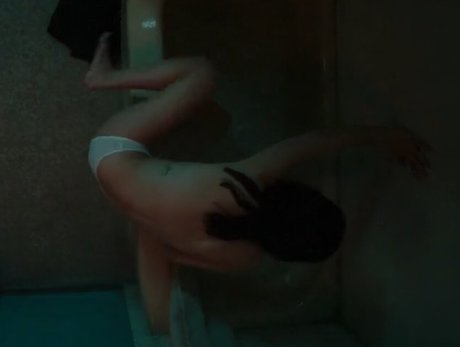 Rosa Salazar ポルノスター 画像