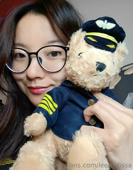 Leemelissa かわいいモデル 写真