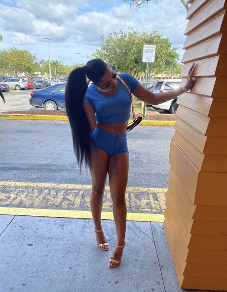 tokyoo ポルノスター セクシー ギャラリー