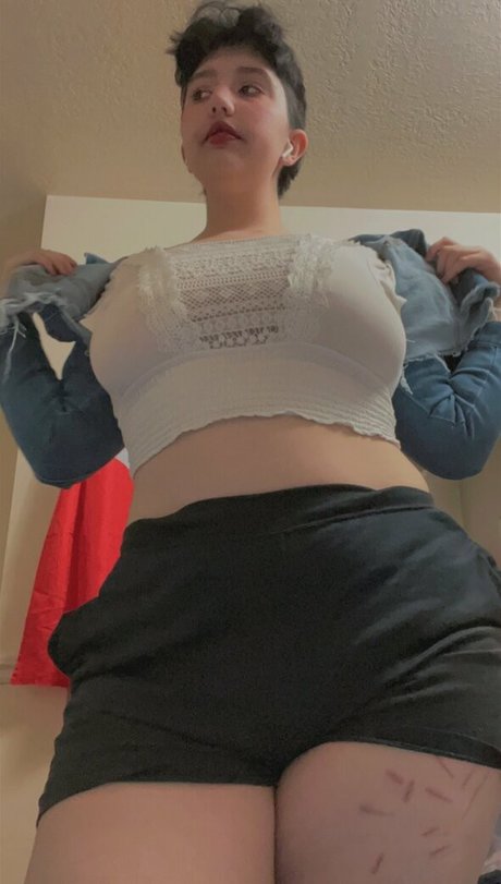 ぽっちゃりラテン系オンリーファンズ 素敵 画像