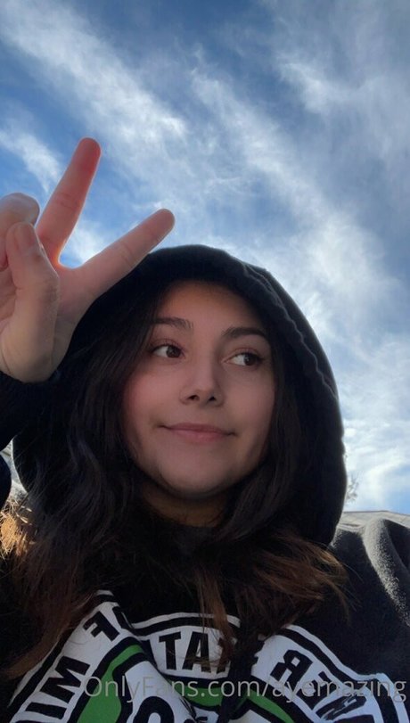 ayemazing ホットなポルノスター 画像