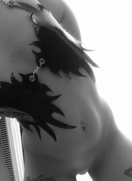 eeemmmthegoddess 高品質スター 写真