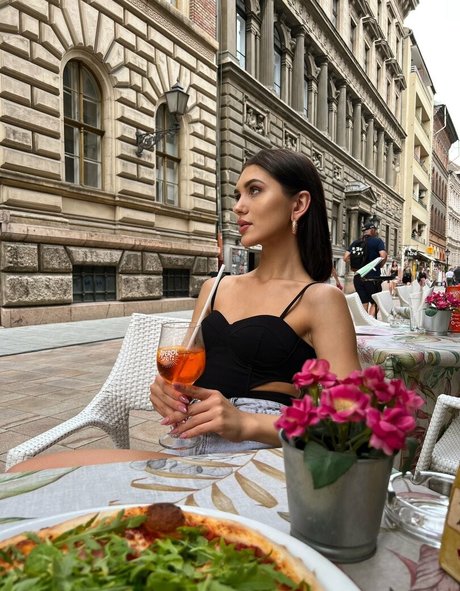 Leo Ahsoka ポルノスター 高品質 写真