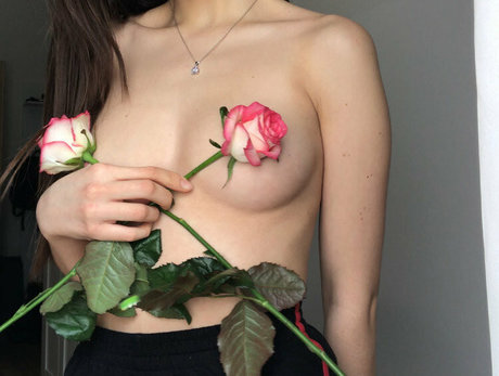 黒人ティーンオンリーファンズ セックス 画像