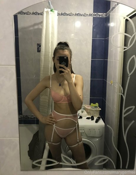 marygerfree アートスター 写真