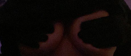 エモな痴女オンリーファンズ 美しい 写真