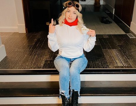 Rebecca Ford ポルノスター ヌード 画像